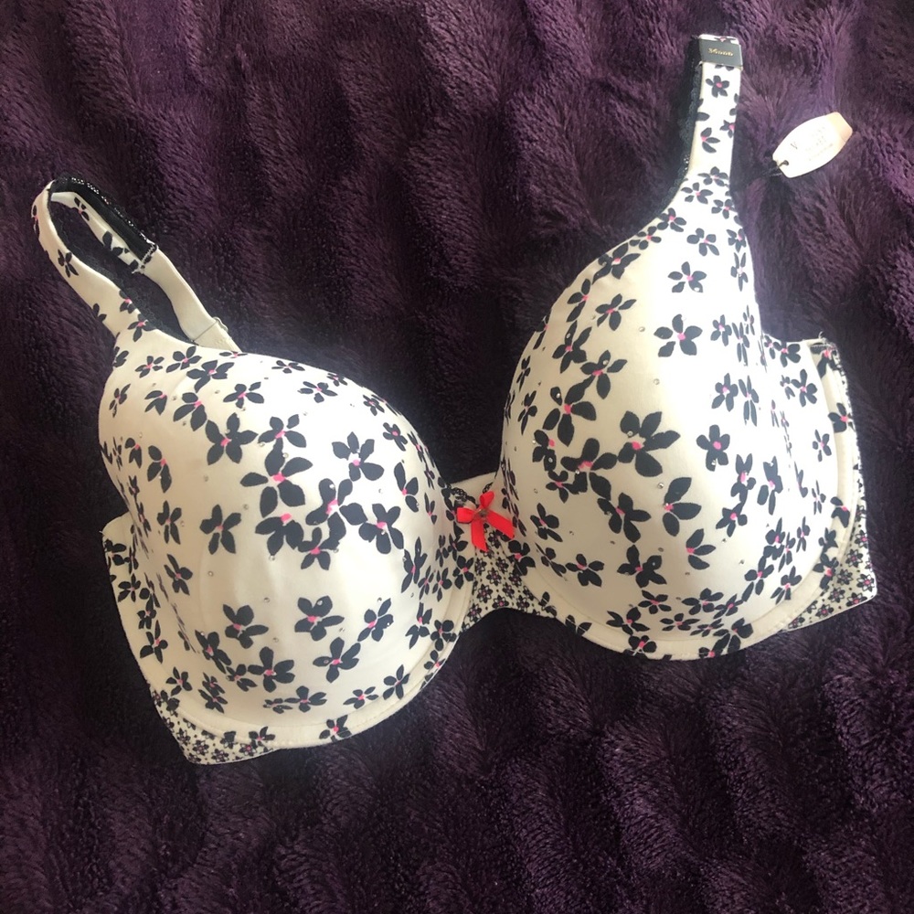 Victoria’s Secret Bra